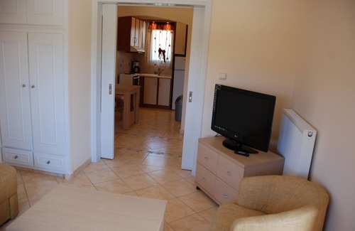 Alinda Apartment | Marilen