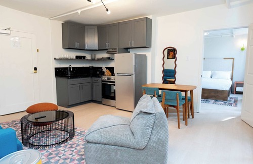 East Market District Apartment | Marin – Elegant Suite with En-Suite Baths & Full Kitchen