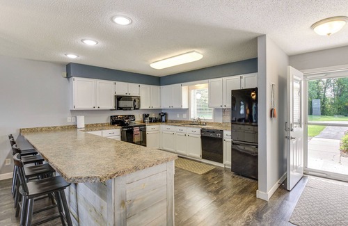 Onamia House | Marina Access & Lake Views: Family Gem in Onamia