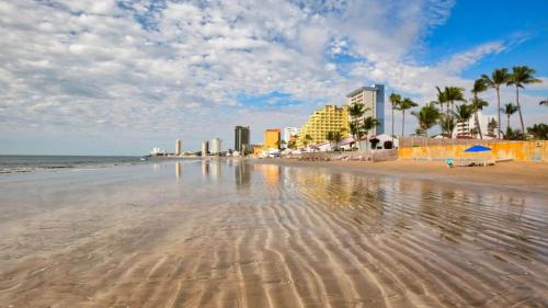 Marina Mazatlan Apartment | Marina del Sol Resort Condo directly on the Ocean 102