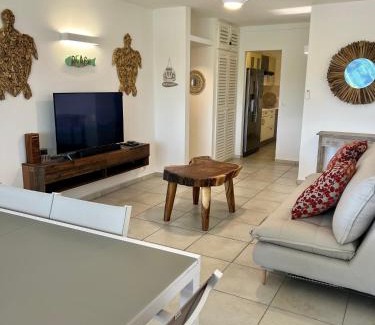 Bas du Fort Apartment | Marina Hill Appartement vue mer