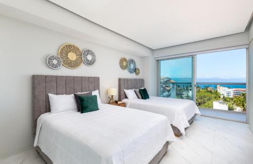 Isla Iguana Apartment | Marina Nautico 9 Luxury & Great Rooftop Pool View by Kivoya