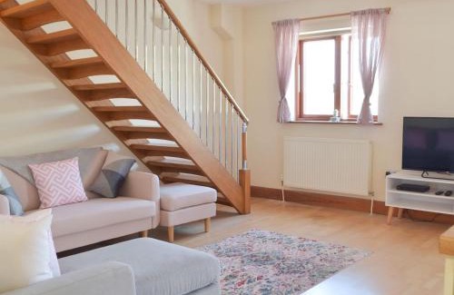 Milford Haven House | Marina Retreat