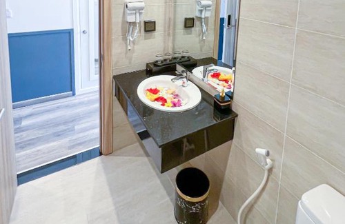 Duong To Villa | MARINA SEASIDE VILLA 14 Deluxe Rooms - NEWLY ESTABLISHED