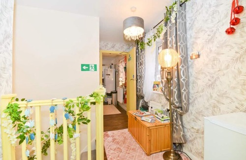 East Cowes House | Marinaa Inn, Welcome Home