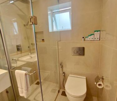 Bambalapitiya Hotel | Marine Bay Colombo