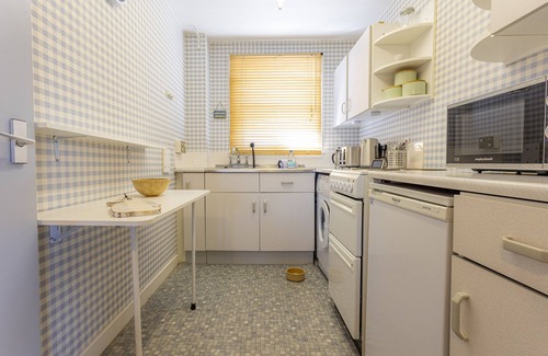 Leven Apartment | Marine Park (No 12)