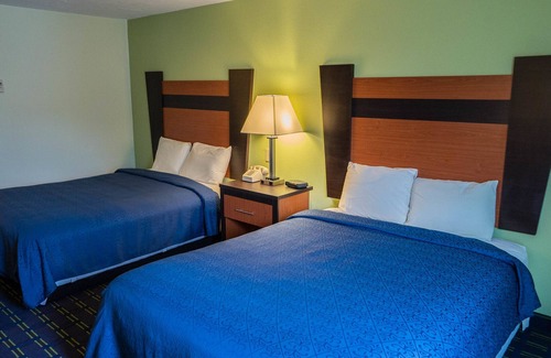 West Yarmouth Hotel | Mariner Motor Lodge- "Where People Come By Choice And Not By Chance".