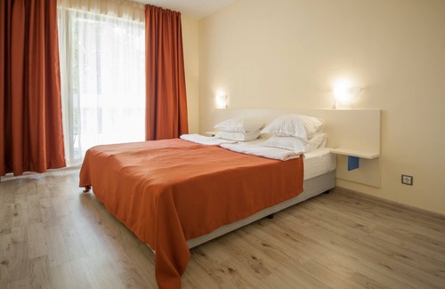 Chaika Hotel | Mariner's Suites