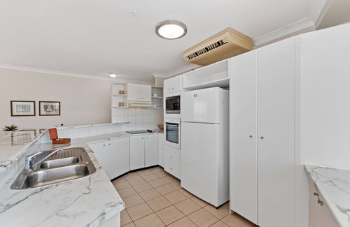 Townsville Apartment | Mariners North Holiday Apartments