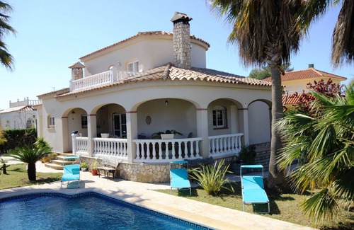 Riumar House | "Mariposa"@MARISOL: 300m to the beach, private pool, A/C, WiFi, dog beach.