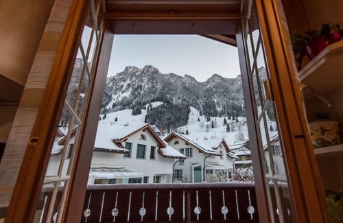 Fluehli Apartment | Maris apartment for up to 8 people :)