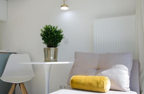 Niendorf Apartment | Maritim Studio mit grosszügigen Balkon Freier Strassenparken
