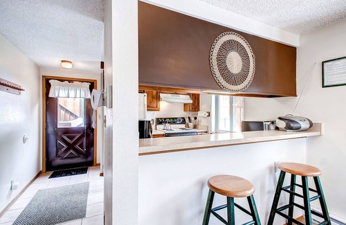 Warrior's Mark Condo | Mark IX #9: Outstanding Location - Close to Town and Slopes - Free Shuttle