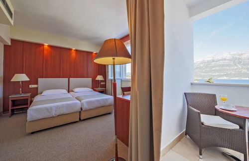 Cove Tri Zala (Zrnovo) Hotel | Marko Polo Maradiso Hotel by Aminess