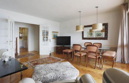 Hondarribia Apartment | Marla by Smiling Rentals