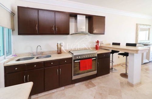 Mazatlan Resort | MARLIN ByTrvl2hm & Mazatlan Regency