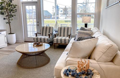Cedar Neck House | Marlin Chase - 30266 Kona Dr