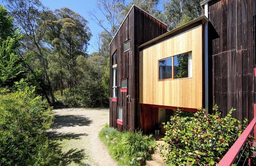 Harrietville Ski Chalet | Marmot Lodge - Group accommodationn30km to Hotham, walk to pubs/cafes