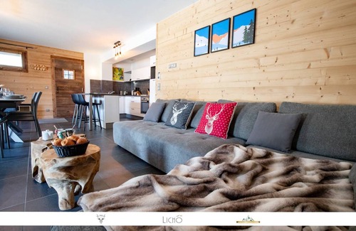 Bonneval-sur-Arc Apartment | Marmotte 1 - New apartment at the foot of the slopes - up to 8 guests