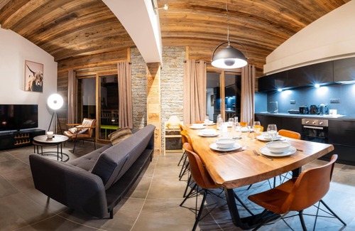 Bonneval-sur-Arc Apartment | MARMOTTE 202: LUXURY APARTMENT AT THE FOOT OF THE SLOPES