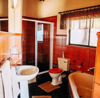 Thabazimbi Cabin | Maroela Guest Lodge