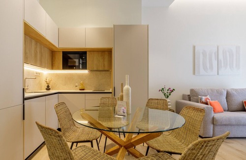 Centro Apartment | Marqués de Velazquez 2A