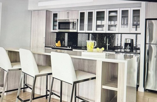Marco Island Apartment | Marriot beachfront resort at Crystal shore in Marco Island 2 Br/2 BA villa
