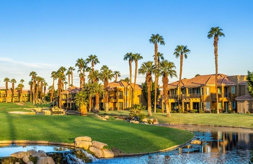 Palm Desert Resort | Marriott Desert Springs Villa, Guest Room, Full Resort Access, Shuttle Stop