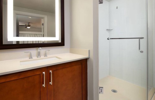 Central Beach Resort | Marriott's BeachPlace Towers 2 Bedroom Villa