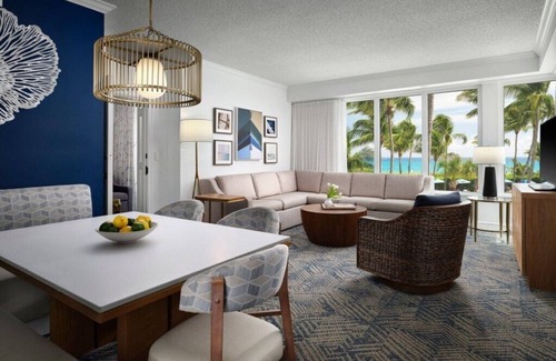 Palm Beach Shores Hotel | Marriotts Ocean Pointe - Spacious 1 Bedroom