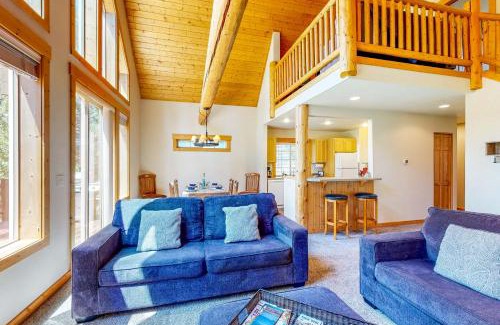 Klamath Falls House | Marsh Hawk Cabin