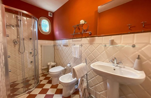 Santa Maria del Giudice House | Marta Guest House