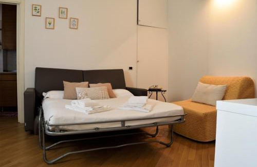 Gioia Apartment | Martesana Studio Flat close to Yellow Metro