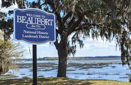 Shell Point House | Martin's Manor - just minutes from Parris Island!