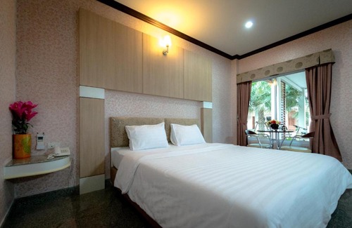 Surin Hotel | Martina Hotel Surin