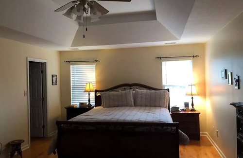 Evans Hotel | Martinez home Masters Rental- Sleeps 8nn