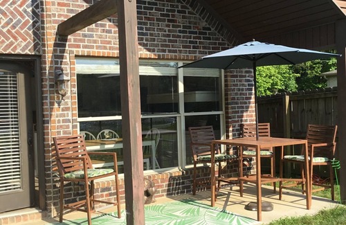 Mid America House | Marvel Lake House directly on Lake Hamilton and the Ouachita River