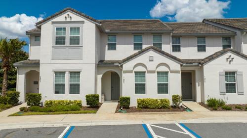 Davenport House | Marvelous 4 Bedroom w/Pool @ Festival Resort 197