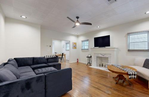 Stillwater House | Marvin's Manor