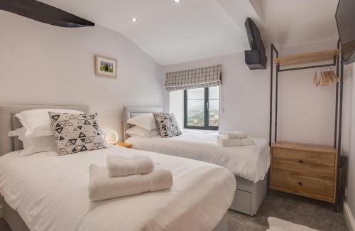 Burtersett House | Mary End