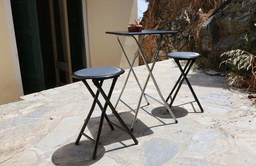 Plomari House | Mary s Villas a relaxing house with perfect view of city and sea