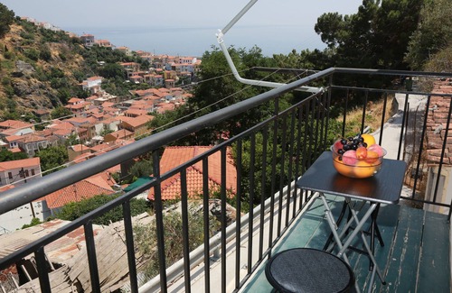 Plomari House | Mary's Villas, relaxing place in Plomari