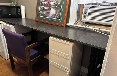 Winnipeg Apartment | Maryland Homestay - Downtown Apartment #1