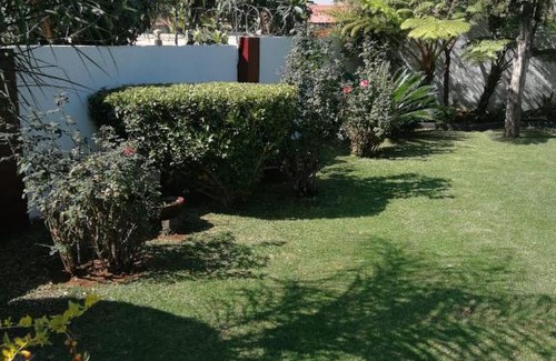 Moses Kotane Bed & Breakfast | Marys BnB