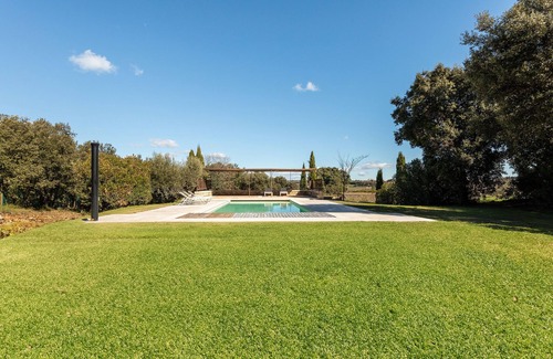 Uzes Villa | Mas de Luxe in Uzès : Charm in the heart of an olive grove (14 people, pool)