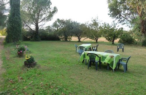 Costieres Apartment | Mas des Esclots