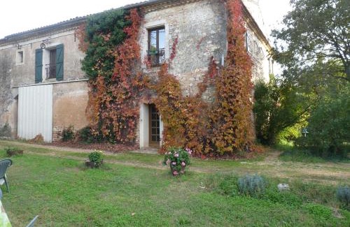 Costieres Apartment | Mas des Esclots