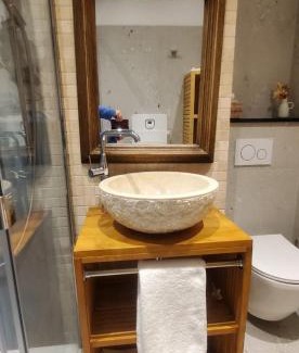 Mane Bed & Breakfast | Mas des Treilles - Chambre d'hôtes "Côté Villages"