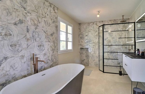 Arles Other | MAS Luxueux